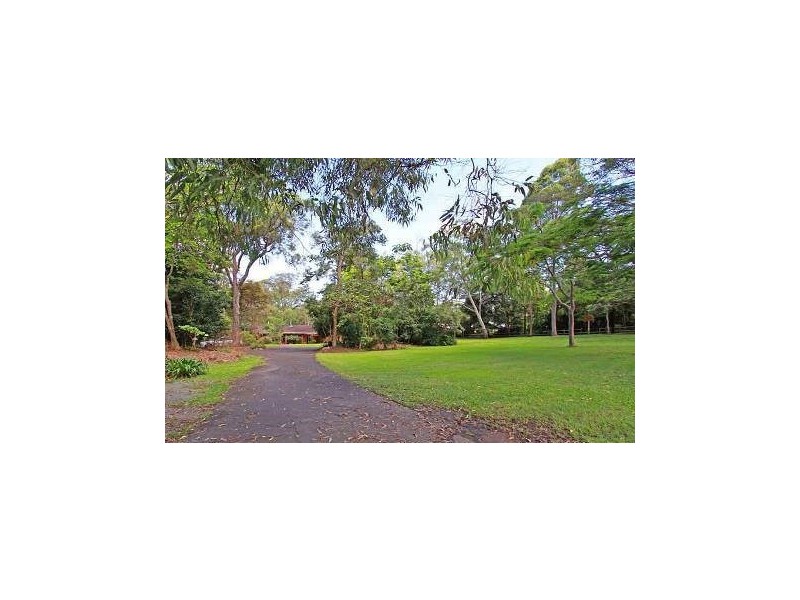 63 Neville Road, Bridgeman Downs QLD 4035