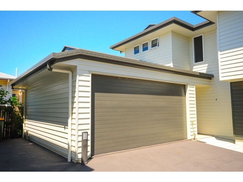 2/17 Almond Street, Northgate QLD 4013