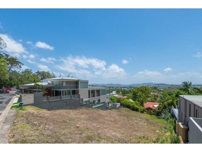 20 Mikado Street, Hamilton QLD 4007