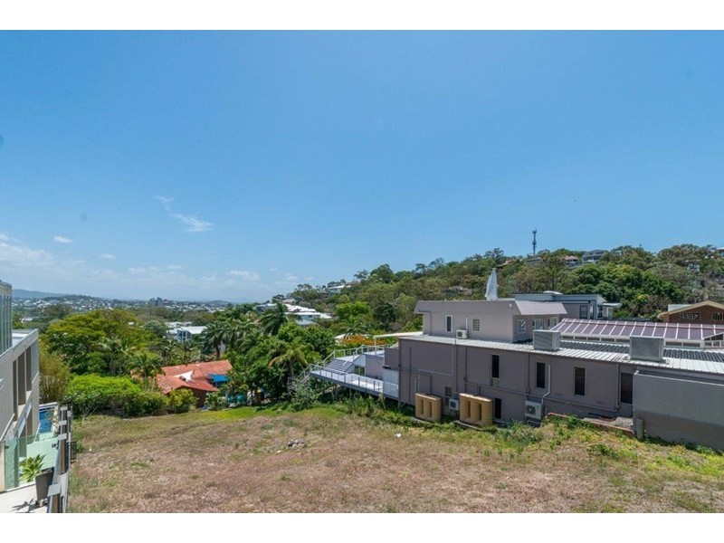 20 Mikado Street, Hamilton QLD 4007