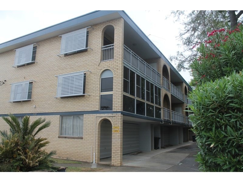 4/128 Racecourse Road, Ascot QLD 4007