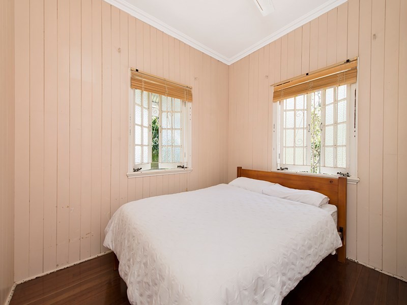 7 Adamson Street, Wooloowin QLD 4030