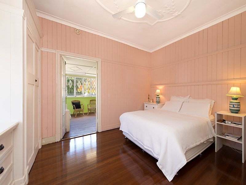 7 Adamson Street, Wooloowin QLD 4030