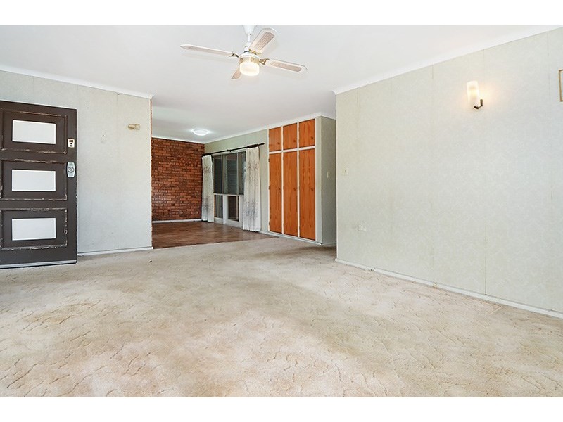 93 Dover Road, Redcliffe QLD 4020