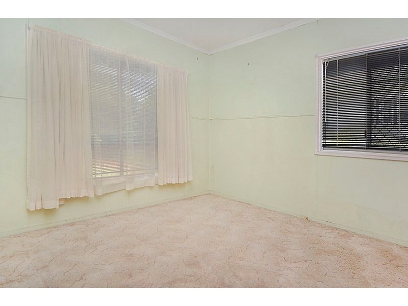 93 Dover Road, Redcliffe QLD 4020