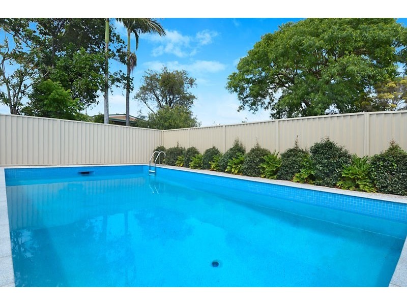 93 Dover Road, Redcliffe QLD 4020