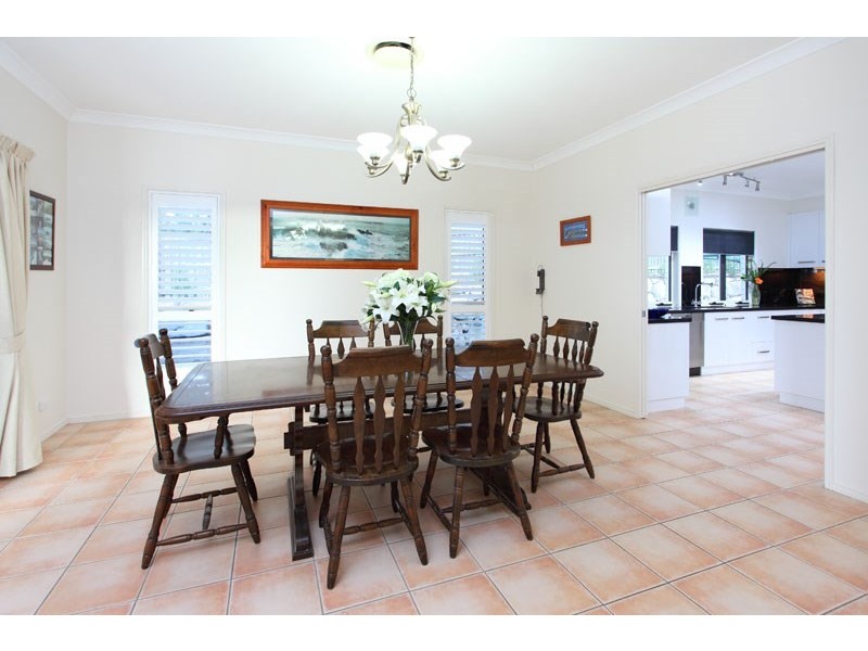 8 Orion Place, Bridgeman Downs QLD 4035