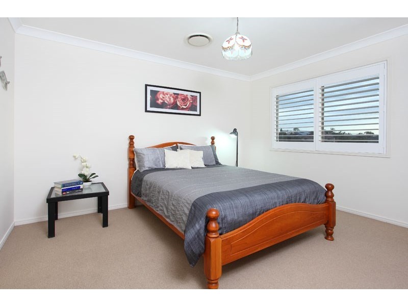 8 Orion Place, Bridgeman Downs QLD 4035