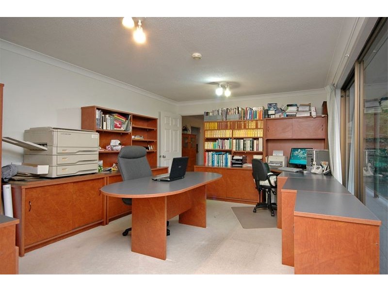 6 Comus Avenue, Ascot QLD 4007