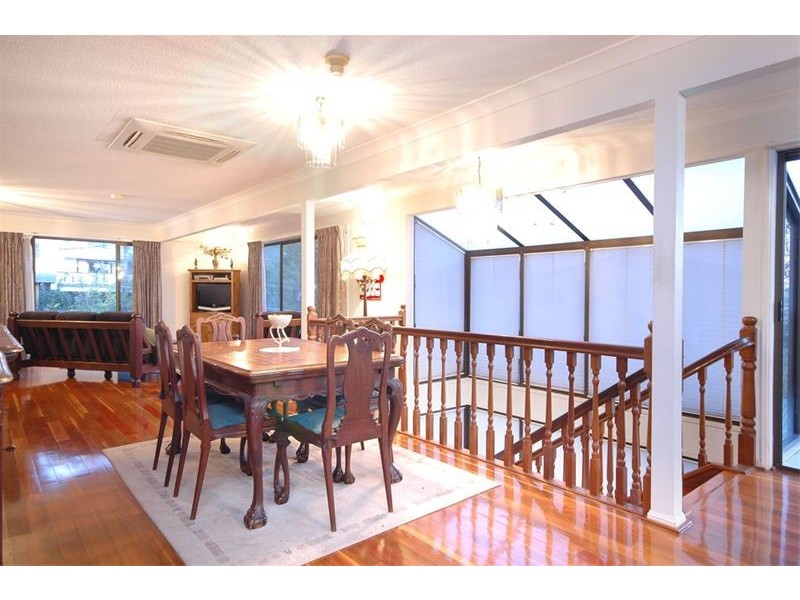 6 Comus Avenue, Ascot QLD 4007