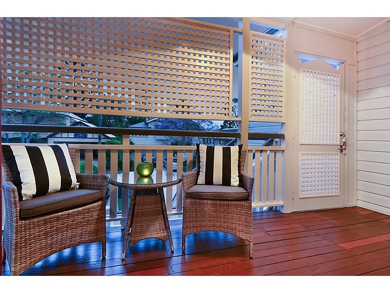 18 Robe Street, Newmarket QLD 4051