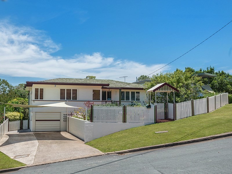 10 Landscape Street, Stafford Heights QLD 4053