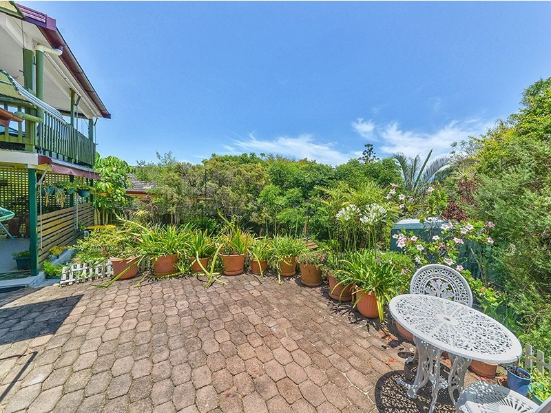 10 Landscape Street, Stafford Heights QLD 4053