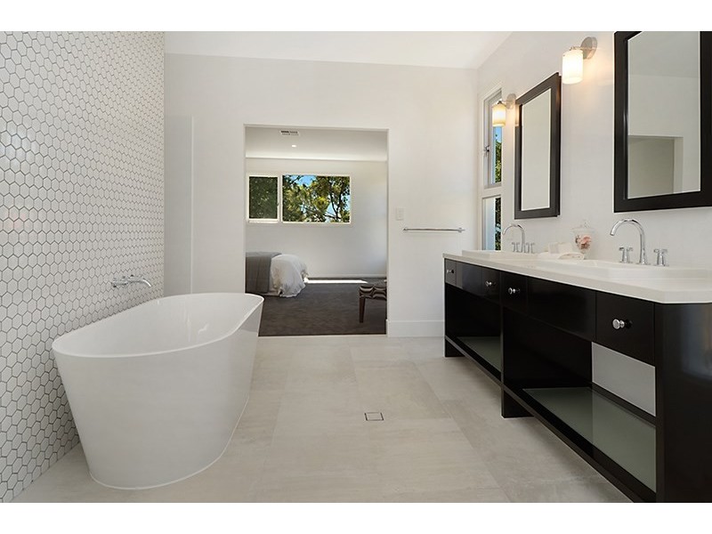 67 Pring Street, Hendra QLD 4011