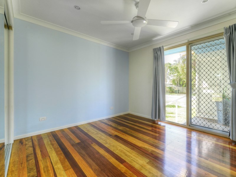 2 Lima Street, Nudgee Beach QLD 4014