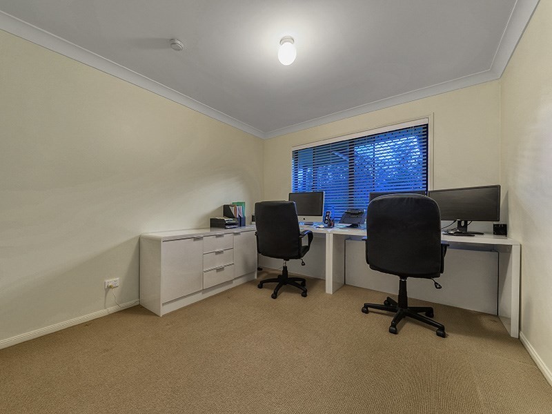 12 Tinaroo Court, Albany Creek QLD 4035