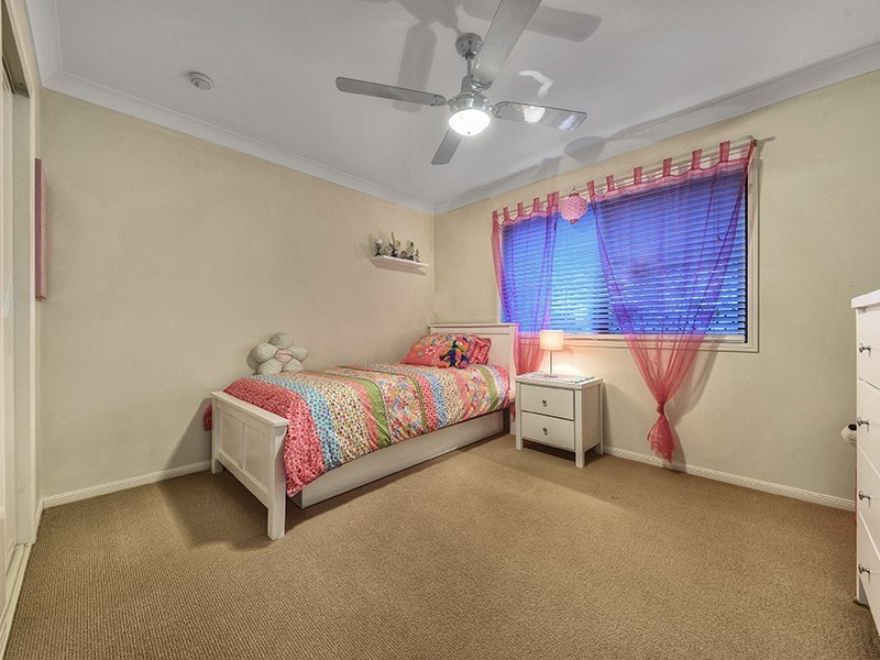 12 Tinaroo Court, Albany Creek QLD 4035