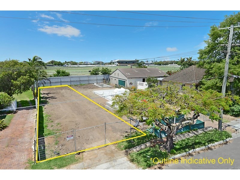 97 Raceview Avenue, Hendra QLD 4011