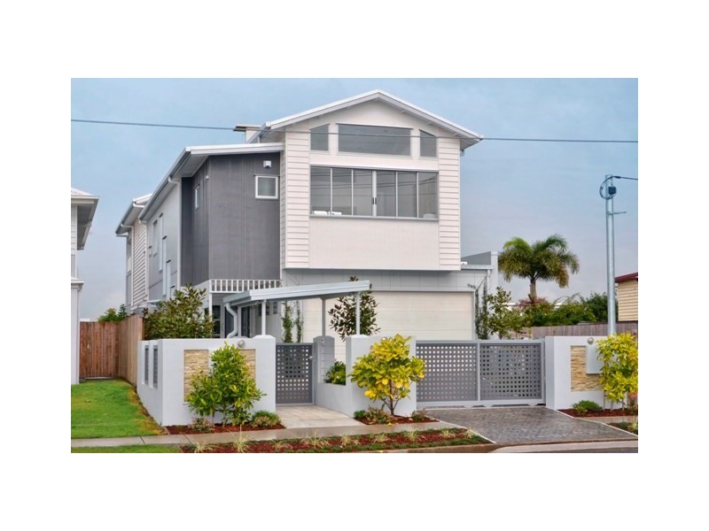 61 Raceview Avenue, Hendra QLD 4011