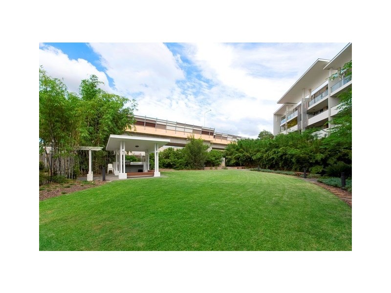 1404/141 Campbell Street, Bowen Hills QLD 4006