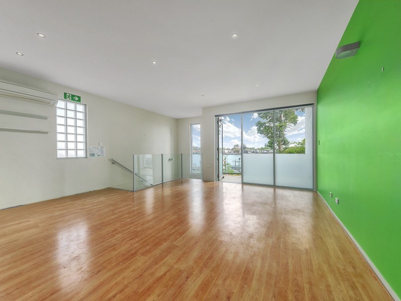 2/1C Crescent Road, Hamilton QLD 4007