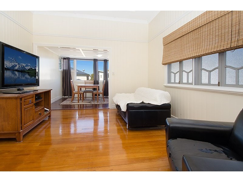 24 Webster Avenue, Hendra QLD 4011