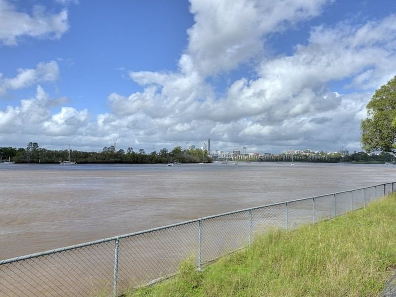 3/256 Kingsford Smith Drive, Hamilton QLD 4007