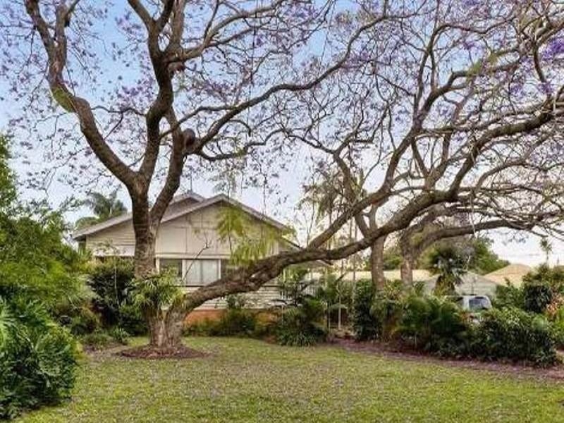 29 Lapraik Street, Clayfield QLD 4011