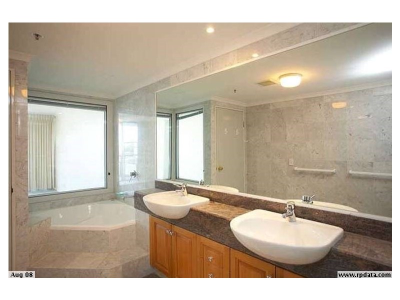 21/8 Goodwin Street, Kangaroo Point QLD 4169