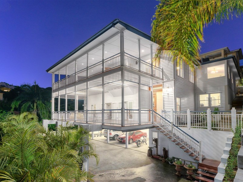 3 Arran Avenue, Hamilton QLD 4007