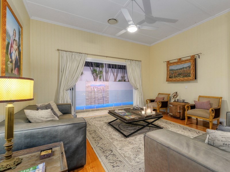 3 Arran Avenue, Hamilton QLD 4007