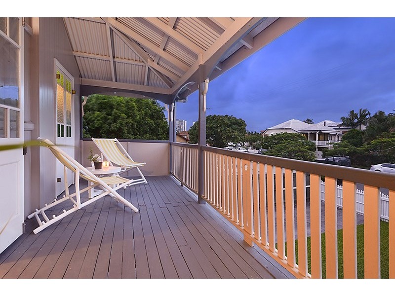 11 Duke Street, Ascot QLD 4007