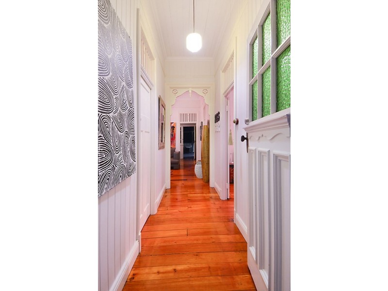 11 Duke Street, Ascot QLD 4007