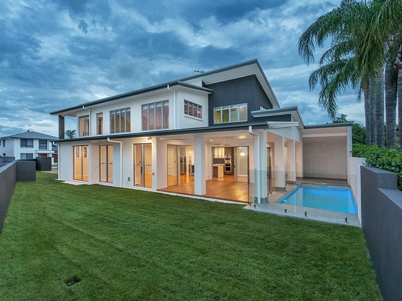 1 Sovereign Place, Bridgeman Downs QLD 4035