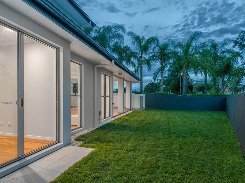 1 Sovereign Place, Bridgeman Downs QLD 4035