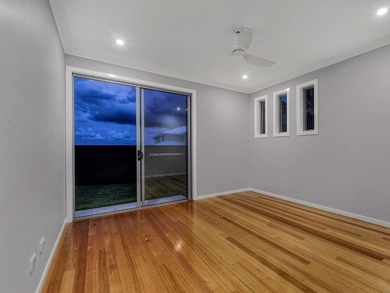 1 Sovereign Place, Bridgeman Downs QLD 4035