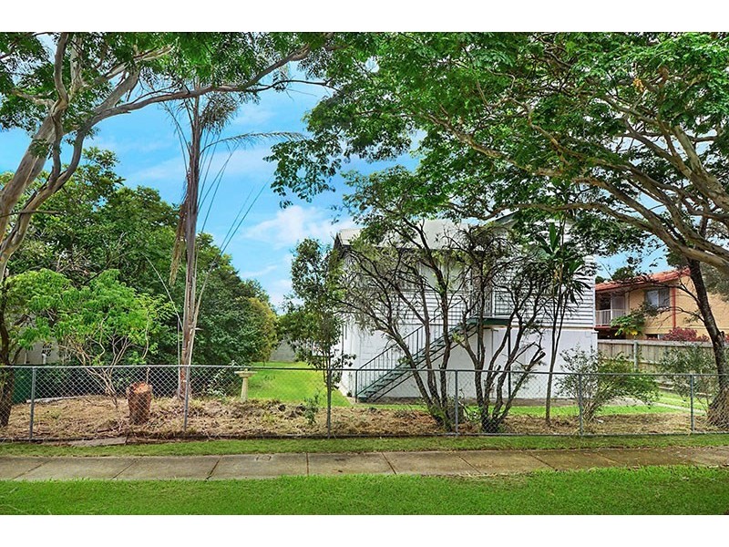 27 Buxton Street, Ascot QLD 4007