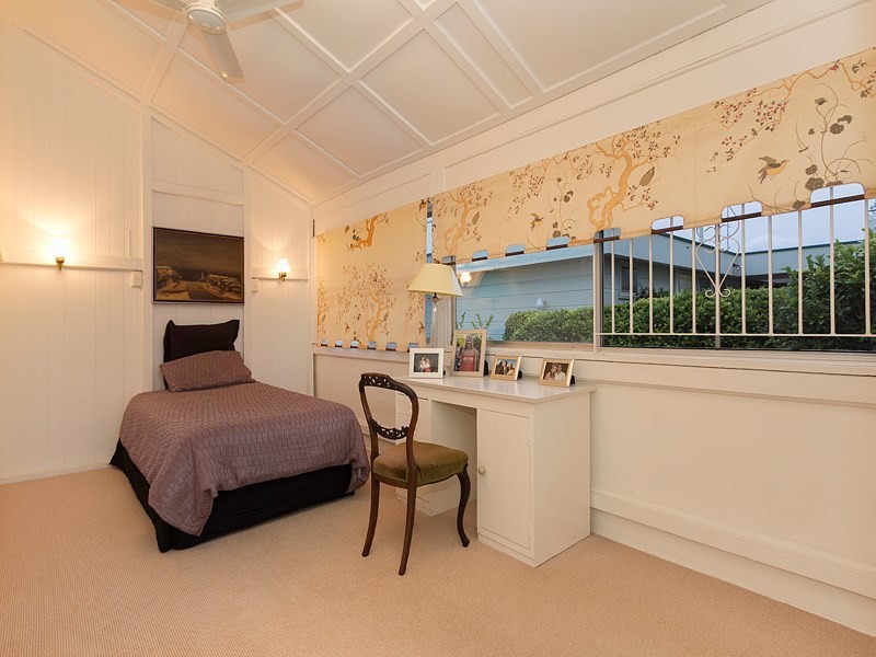 15 Towers Street (cnr Morgan Street), Ascot QLD 4007