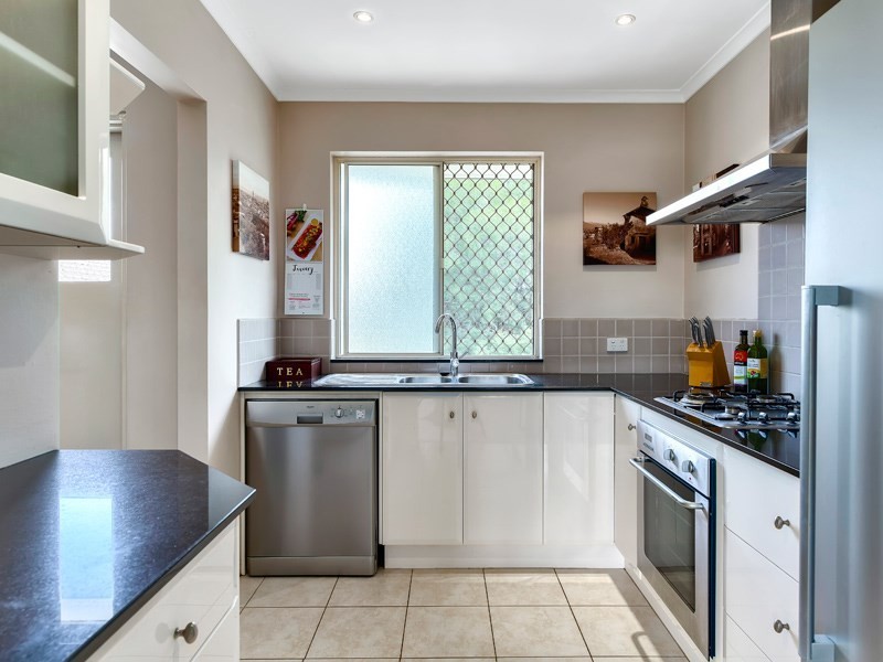 10/9 Rossiter Parade, Hamilton QLD 4007