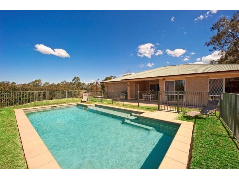 70 Basin Road, Samsonvale QLD 4520