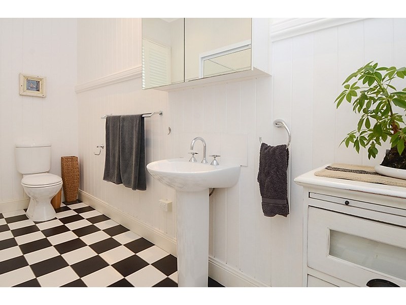 27 Newmarket Street, Hendra QLD 4011