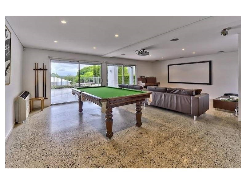 16 Mikado Street, Hamilton QLD 4007