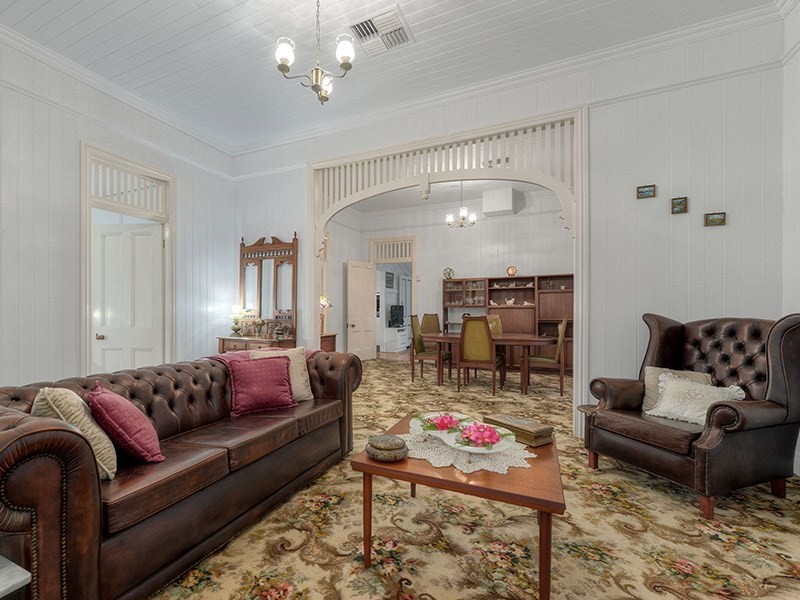 27 Denham Street, Clayfield QLD 4011