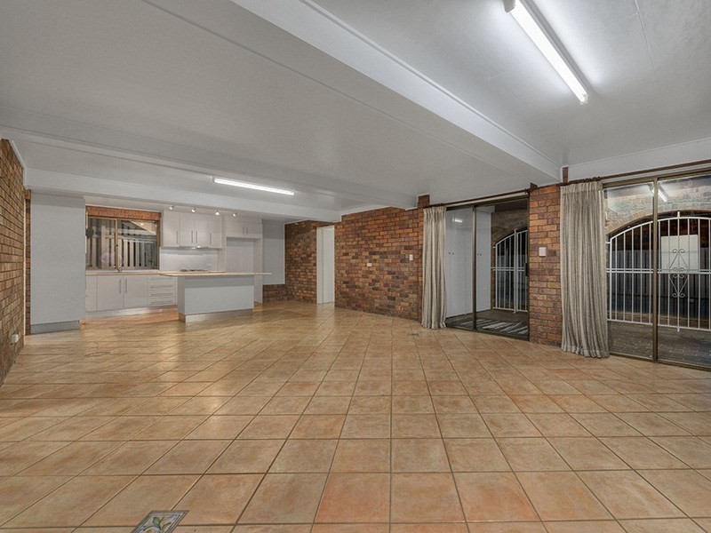 27 Denham Street, Clayfield QLD 4011