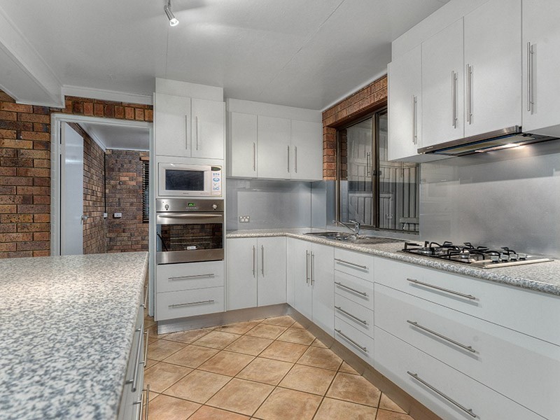 27 Denham Street, Clayfield QLD 4011