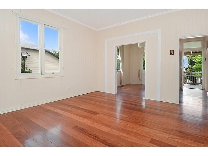 18 Ellen Street, Albion QLD 4010