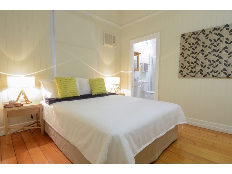 15 Laurel Avenue, Wilston QLD 4051