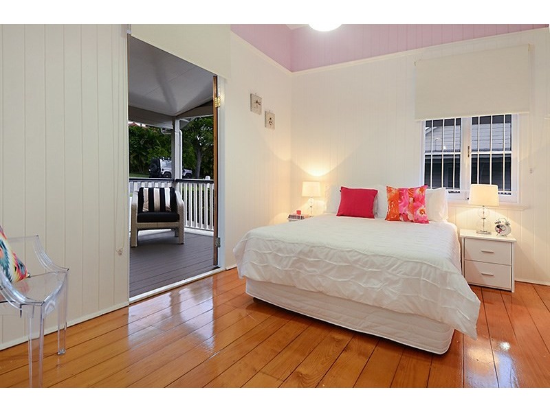 15 Laurel Avenue, Wilston QLD 4051