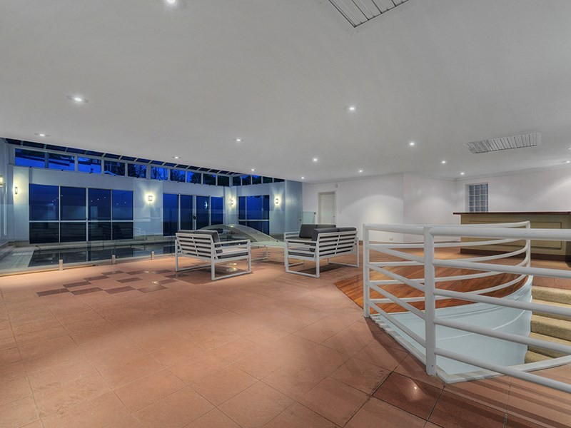 26 Mikado Street, Hamilton QLD 4007