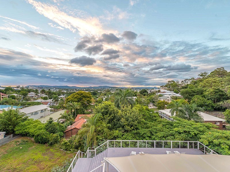 26 Mikado Street, Hamilton QLD 4007